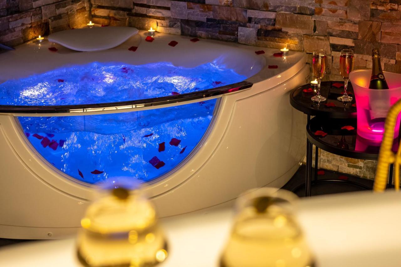 Cocon Relax - Jacuzzi - Cinema Leilighet Montbéliard Eksteriør bilde
